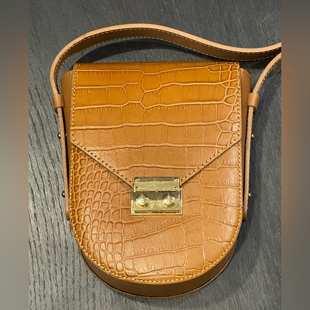 Isadora Brown Leather Purse Bag Made in Italy EUC